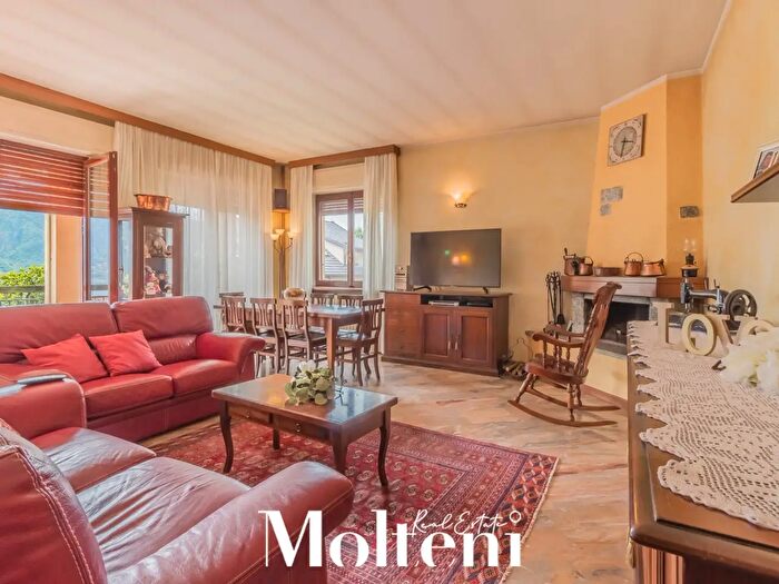 Casa con 6 locali in vendita in Via del Viandante, Mandello Del Lario