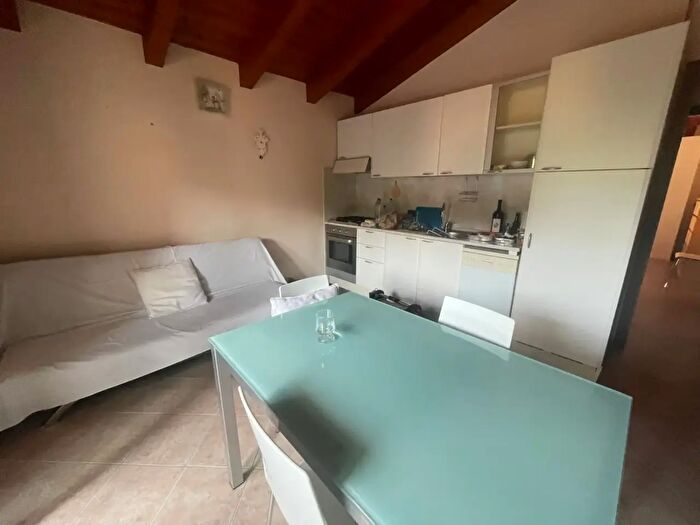 Appartamento bilocale in vendita in Via Trebbia, Rivergaro