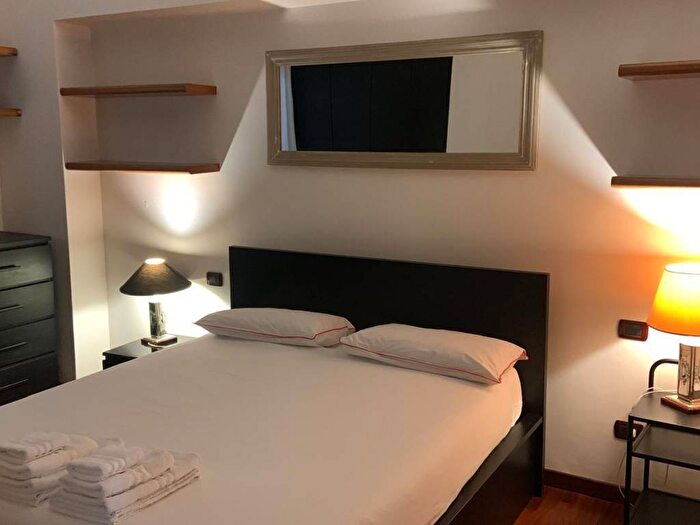 Appartamento trilocale in affitto in Viale Abruzzi, Città Studi, Milano