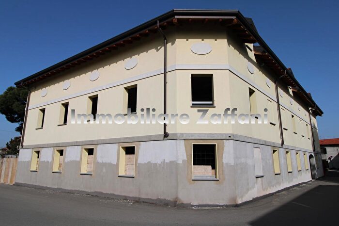 Casa in vendita in Lonate Pozzolo