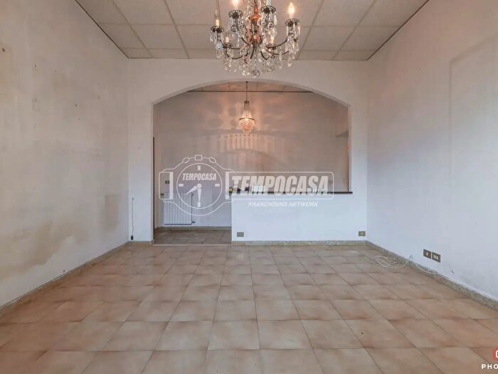 Appartamento trilocale in vendita in Via Antonio Cavalieri Ducati, Bologna