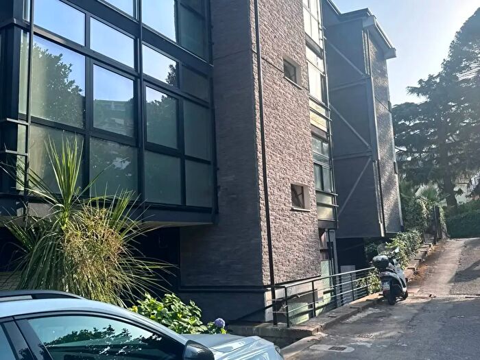 Appartamento trilocale in affitto in Viale degli Eucalipti, Salerno