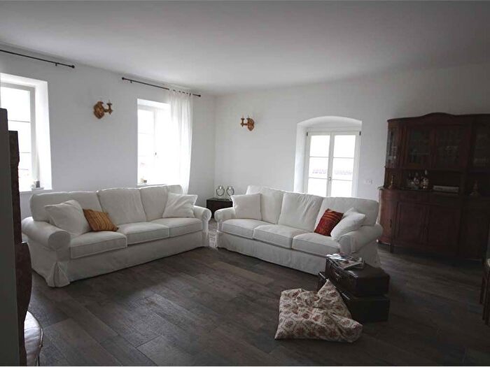 Appartamento con 6 locali in affitto in Sasso, Nogaredo