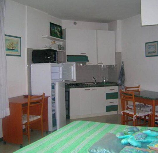 Appartamento monolocale in affitto in Sassonia, Fano