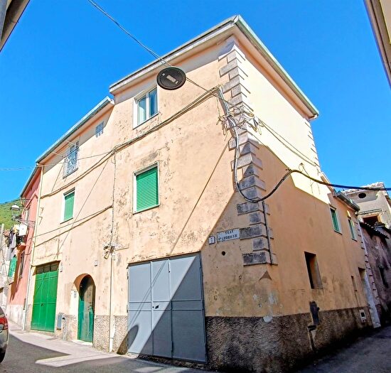 Appartamento bilocale in vendita in Giffoni Valle Piana