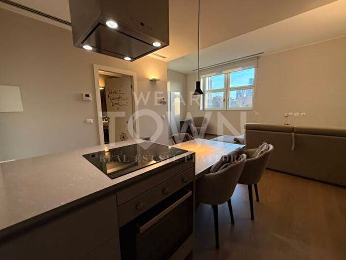 Appartamento bilocale in affitto in Via Giampietro Lucini, Maggiolina, Milano