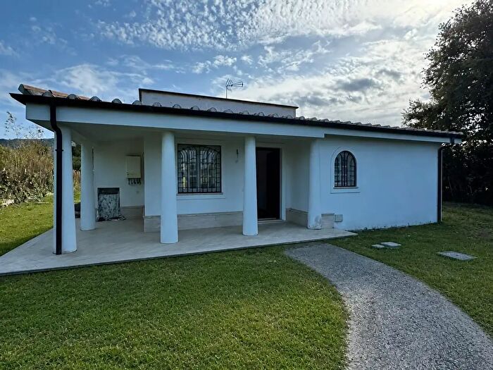 Casa con 5 locali in vendita in Via Monte Circeo, San Felice Circeo