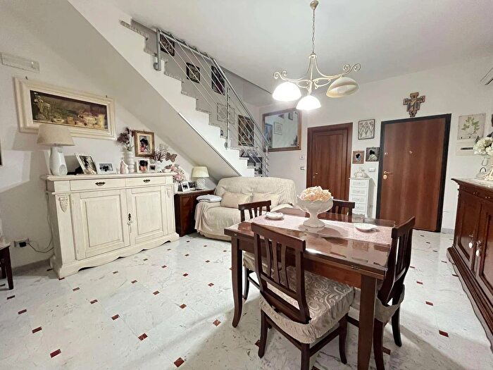 Appartamento trilocale in vendita in Francavilla Fontana