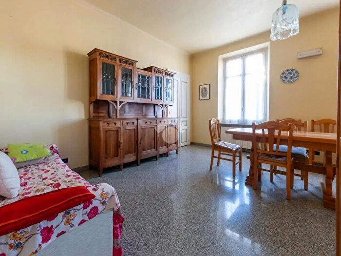 Appartamento con 8 locali in vendita in Corso Luigi Manacorda, Casale Monferrato