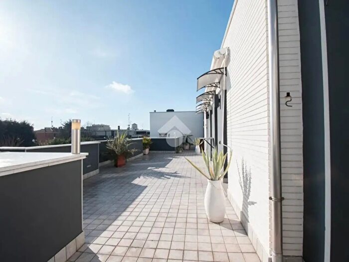 Appartamento trilocale in vendita in Via Anna Frank, Carpi