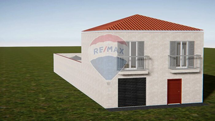 Casa con 5 locali in vendita in Via Circumvallazione, Paterno