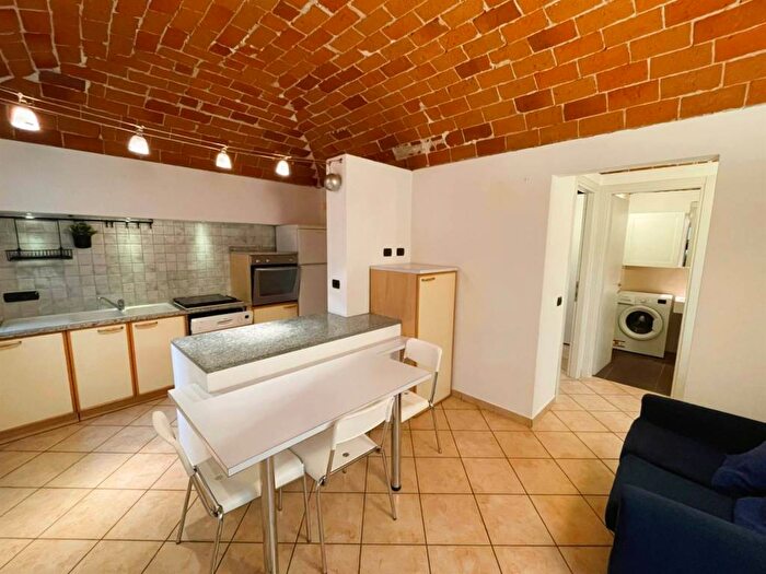 Appartamento bilocale in affitto in VIA LEARDI, Centro, Casale Monferrato