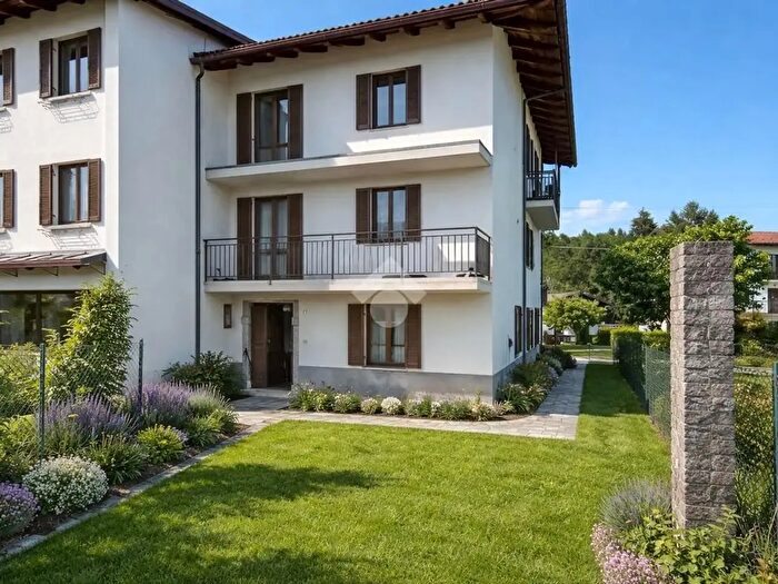 Casa quadrilocale in vendita in Via Alessandro Volta, Socchieve