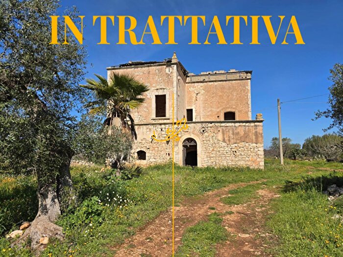 Casa con 8 locali in vendita in Contrada Gorgorenzo, Conversano