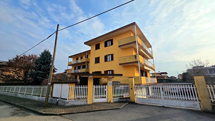 Appartamento trilocale in vendita in Via delle Nocchette Cascine La Nocchetta Quaregna Cerreto Biella Piemonte Italia, Quaregna Cerreto