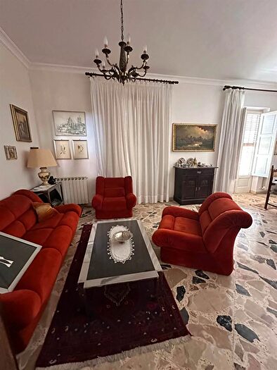 Appartamento con 5 locali in vendita in Aragona, Aragona