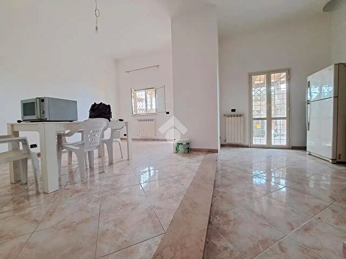 Casa trilocale in vendita in Via Federico Bazzini, Roma