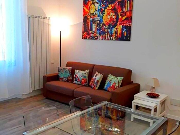Appartamento bilocale in affitto in Via delle Porte Nuove, Porta al Prato San Jacopino, Firenze