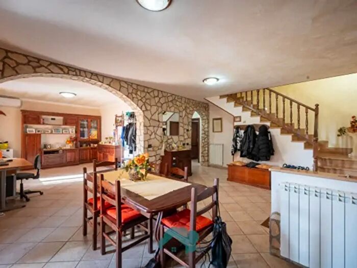 Casa quadrilocale in vendita in Via Santa Maria, Gallicano Nel Lazio