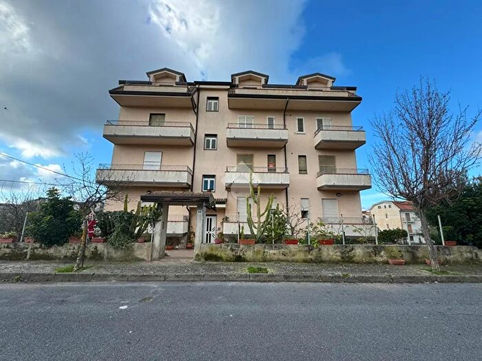 Casa monolocale in vendita in Via Foresta, Serra DAiello