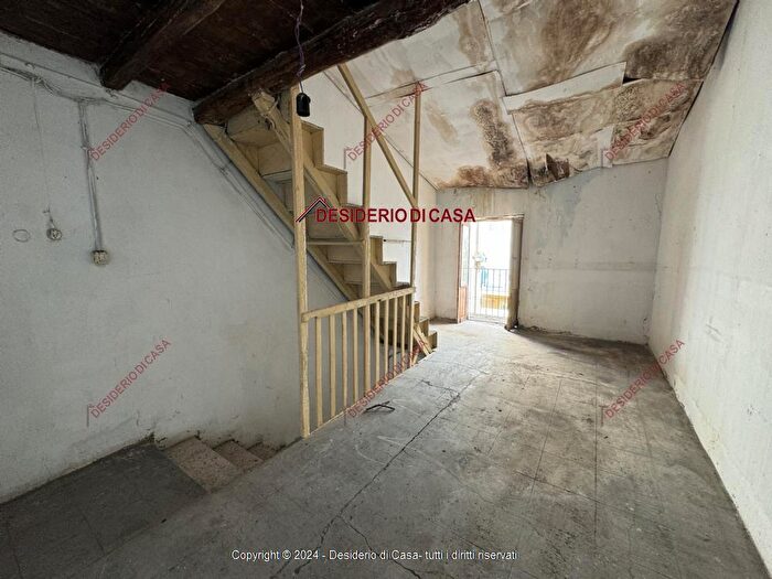 Casa quadrilocale in vendita in Via Giovanni Ducas Lascari Pa Italia, Lascari