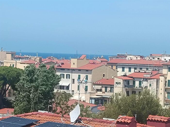 Appartamento trilocale in vendita in Livorno