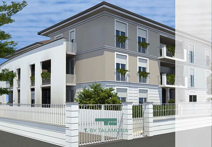 Appartamento con 5 locali in vendita in Nizza Monferrato