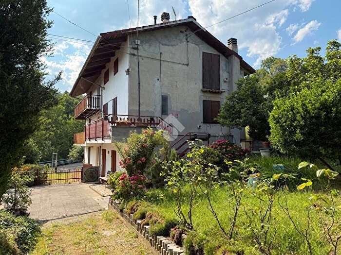 Casa quadrilocale in vendita in Via Bivio Tetti, Coassolo Torinese