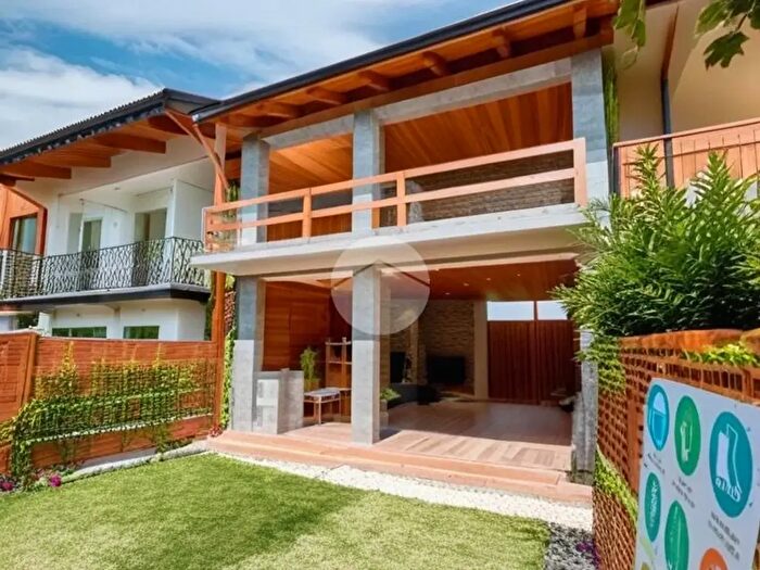 Casa con 5 locali in vendita in Via Givoletto, La Cassa