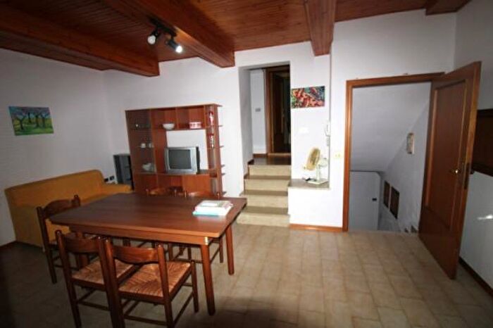 Appartamento trilocale in vendita in Bencari, Jesi