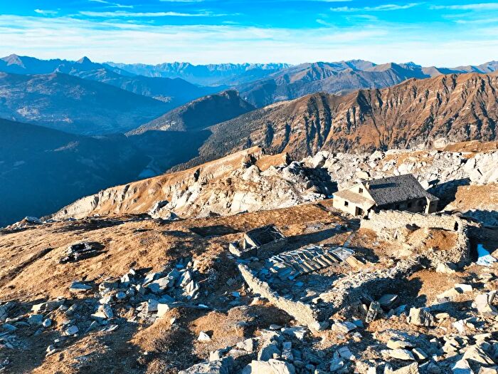 Case in Vendita e in Affitto - 2