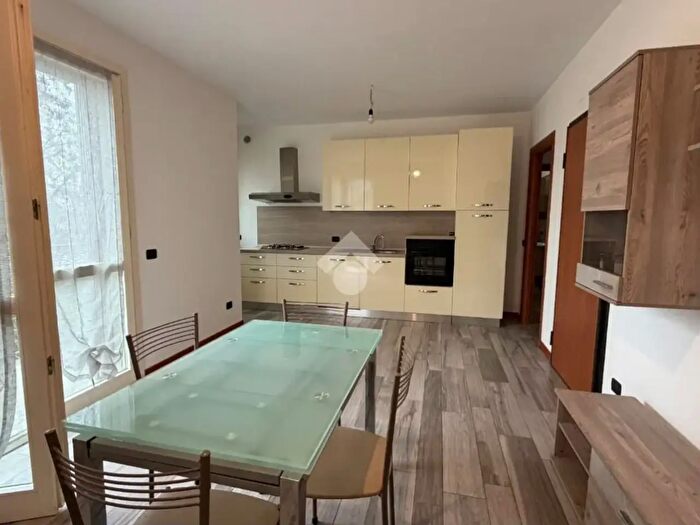 Appartamento bilocale in vendita in Via Achille Grandi, Pavia