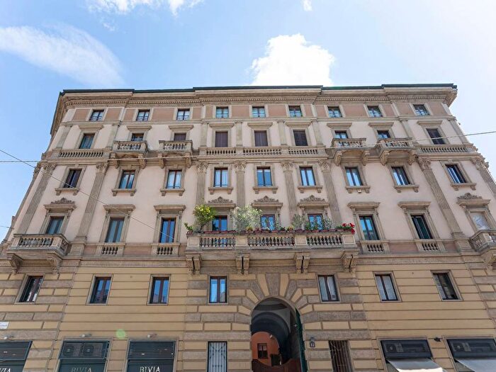 Appartamento bilocale in affitto in Via Lorenzo Mascheroni, Vincenzo Monti, Milano