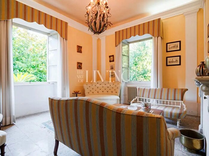 Casa con 16 locali in vendita in Le Europa, Lucca