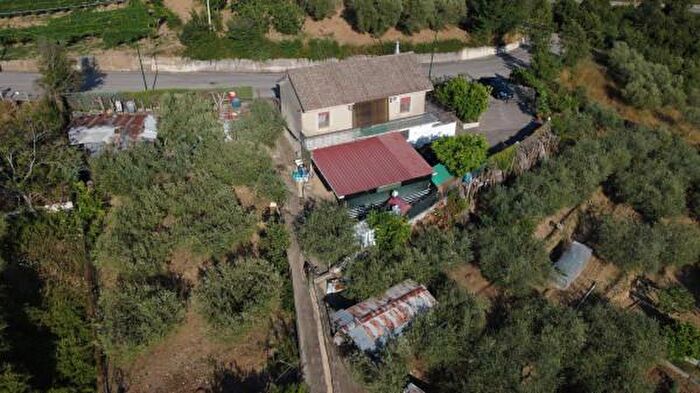 Casa trilocale in vendita in Postiglione Sa Italia, Postiglione
