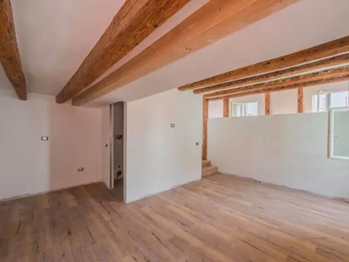 Appartamento trilocale in vendita in Strada Comunale dei Murazzi, Venezia