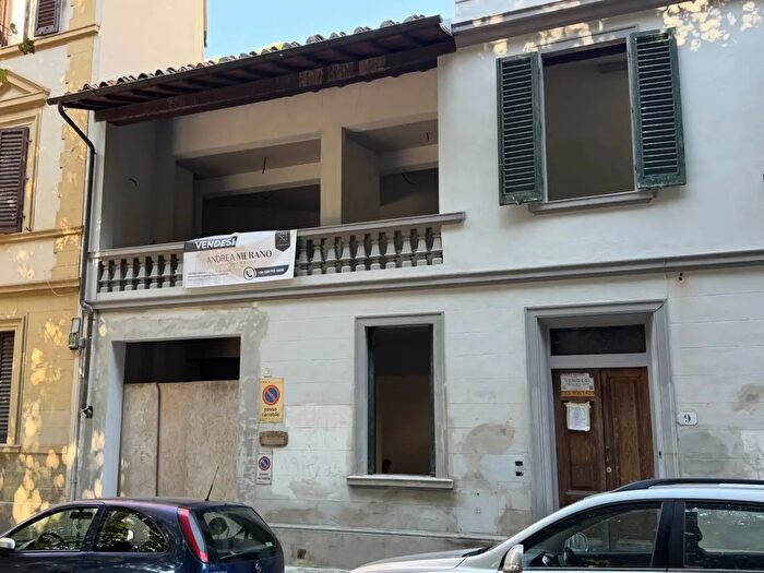 Appartamento trilocale in vendita in Via Benedetto Marcello, Firenze