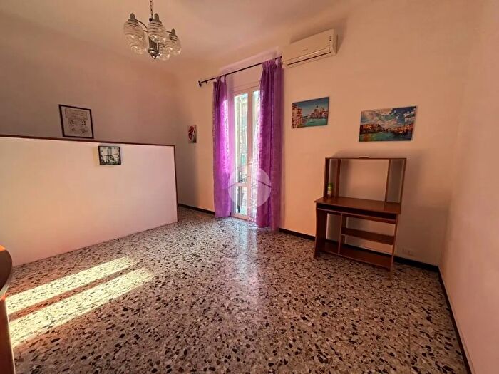 Appartamento trilocale in vendita in Via FRismondo, La Spezia