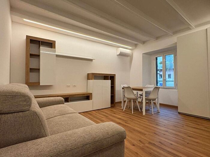 Appartamento monolocale in affitto in Via Luigi Canonica, Paolo Sarpi, Milano