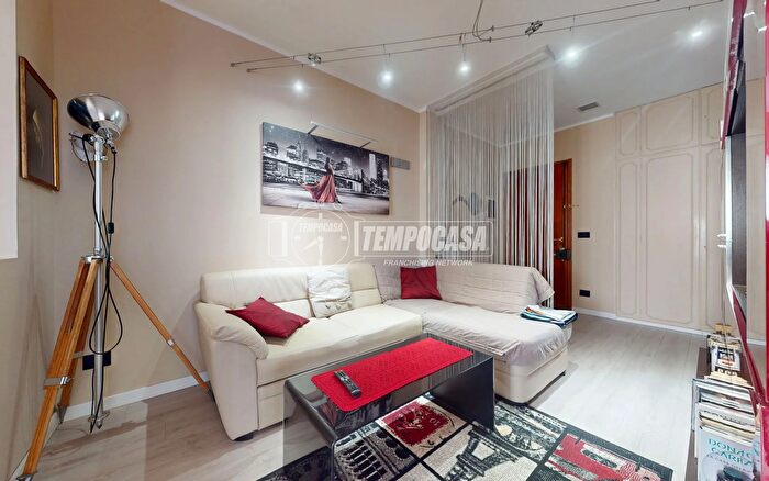 Appartamento quadrilocale in vendita in Via Giovanni Lovera, Borgo San Dalmazzo