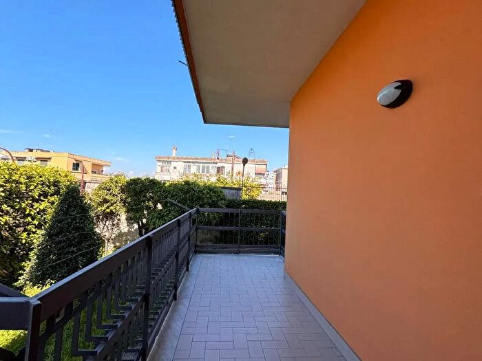 Appartamento trilocale in affitto in Corso Michelangelo, SantAntimo