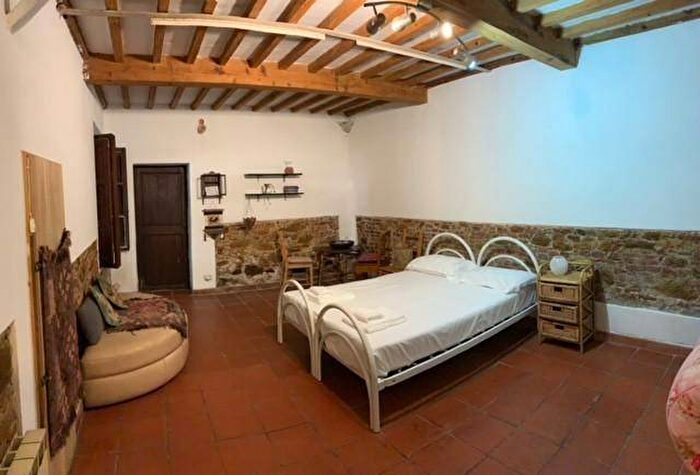 Appartamento monolocale in affitto in Via Renato Fucini, San Francesco, Pisa
