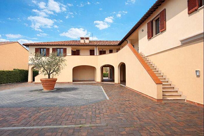 Appartamento trilocale in affitto in Vicopisano