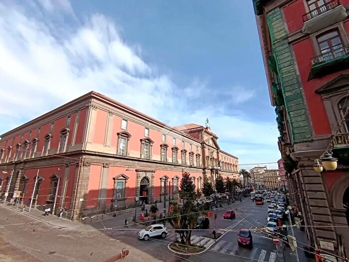Appartamento monolocale in vendita in Vico Rose a S Potito, Napoli