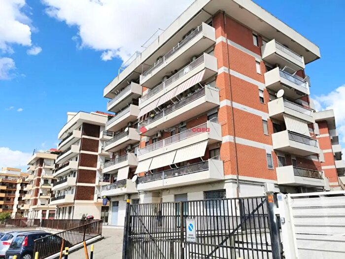 Appartamento quadrilocale in vendita in Via Leone XIII, Foggia
