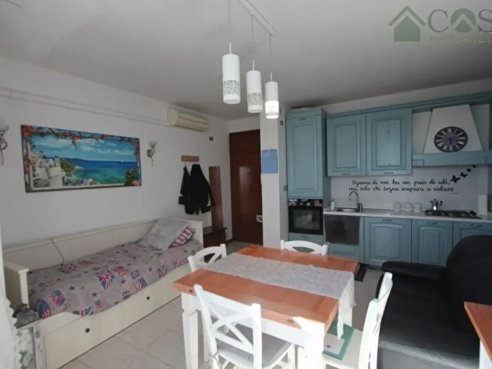 Appartamento trilocale in vendita in Via Gioberti, Costabissara