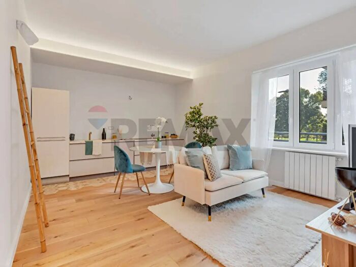 Appartamento bilocale in vendita in Via Vincenzo Monti, Milano