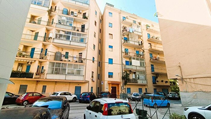 Appartamento trilocale in vendita in Via Acrone, Agrigento