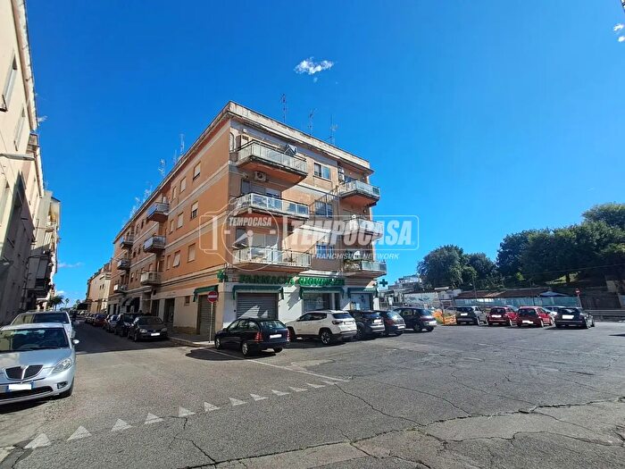 Appartamento trilocale in vendita in Via Traiano, Terracina