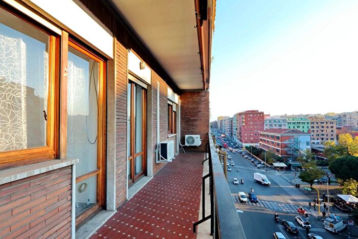 Appartamento in affitto in Via Cerreto di Spoleto, Roma